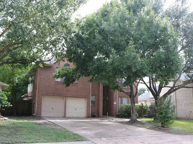 5022 East Newpark Dr